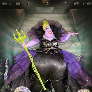 Disney Darkness Descends Serie Ursula Puppe Mattel Creations Exclusive - Bild 1 von 14