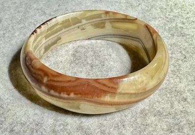 Brazalete Brazalete Ónix Natural 8” y 21,82mm Ancho Lote 178 Foto 1 de 4