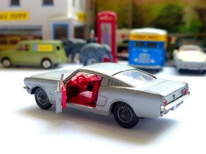 Corgi 320 Ford Mustang Fastback in silver with wire wheels - Picture 1 of 18