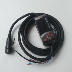 New For Omron ZX-EDA41 Photoelectric Smart Sensor - Picture 1 of 2