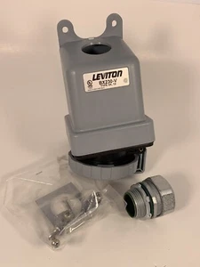 NEW - Leviton BX230-V & 430R5W 30 Amp 600 Volt 3-Phase Pin & Sleeve Outlet - Picture 1 of 16