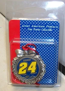 GREAT AMERICAN NASCAR #24 JEFF GORDON PEWTER WREATH CHRISTMAS ORNAMENT NIP - Picture 1 of 1