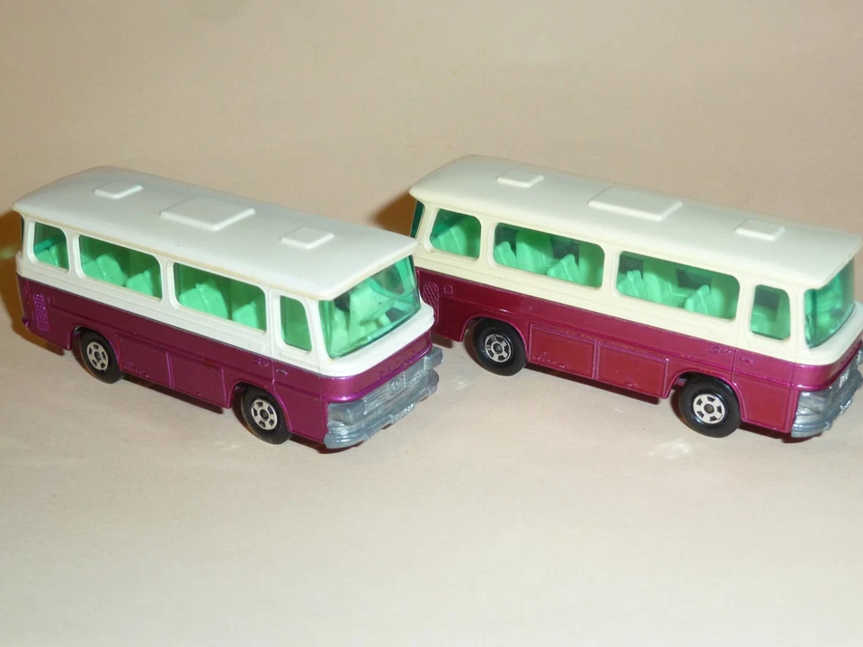 MATCHBOX SUPERFAST 2 x SETRA COACH No. 12, lilarotmetallic und rotmetallic - Bild 1 von 4