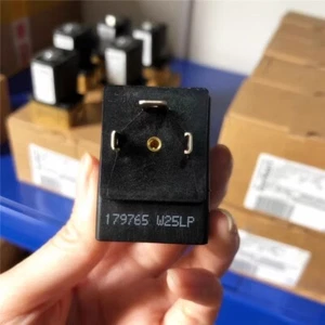 1pcs Burkert Solenoid Valve Coil 179765 - Picture 1 of 4