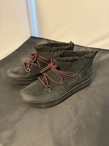 COLE HAAN Cloudfeel Snow Mini Waterproof Suede Boot In Size 9.5 B Black - Picture 1 of 6