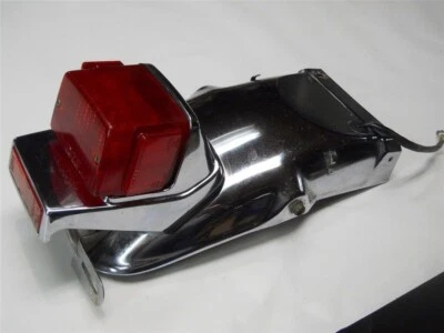 LUZ TRASERA GUARDABARROS XJ550 MAXIM XV500 VIRAGO 5K5-21610-00-93 5K5-84700-60-00 Foto 1 de 4