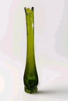Vintage L.E. Smith Avocado Green Ribbed Column 13.5” Swung Glass Vase - image 1 of 4