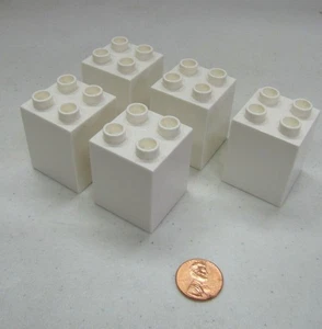 Lego Duplo Lot of 5 WHITE 2x2 Tall BRICKS BLOCKS Building House Knight Castle - Picture 1 of 3