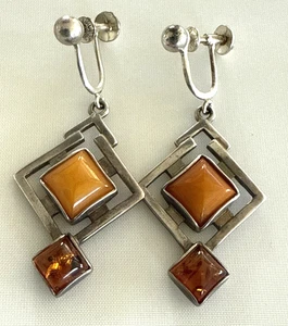 Pendientes colgantes de ámbar báltico de plata de ley con tornillo trasero - Imagen 1 de 7