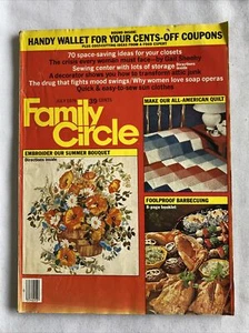 1976 July Family Circle Magazine The Crisis Every Woman Must Face (MH892) - Picture 1 of 3