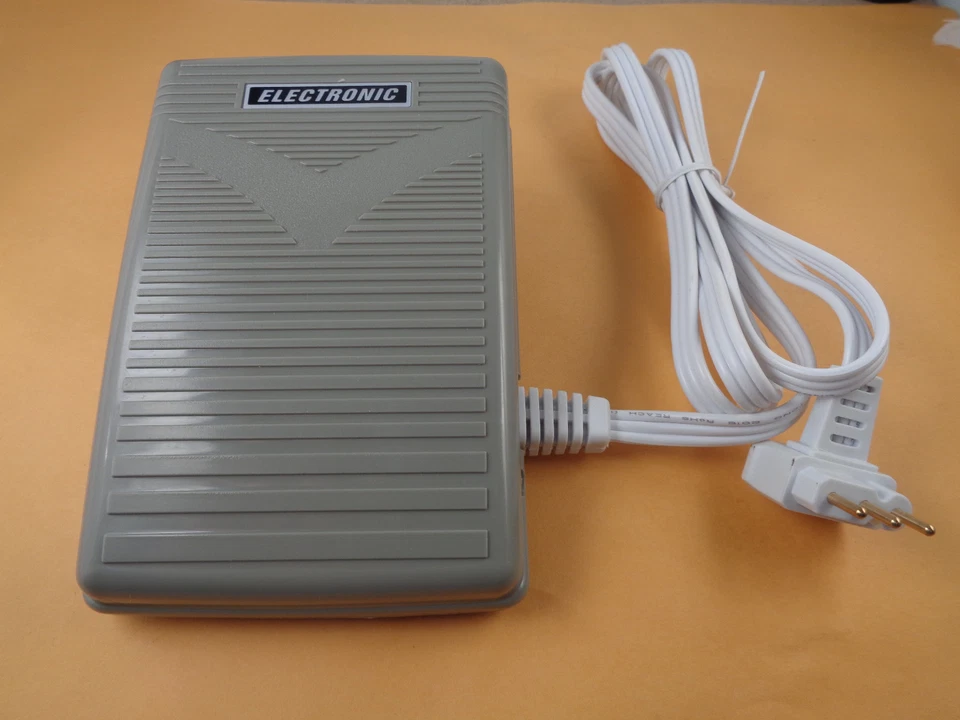 Foot Control Pedal 3 Prong Cord for Pfaff 1200 Grand Quilter Machine # C21361 - Image 1 of 4