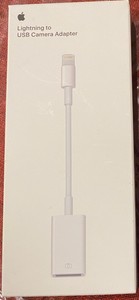 Apple Lightning to USB Camera Adapter (MD821AM/A) A1440 