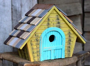 DEVONSHIRE WOOD BIRD HOUSE - YELLOW WITH TURQUOISE DOOR - GARDEN DECOR - Picture 1 of 1