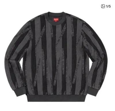 Supreme Textured Logo Rayas Gris y Blanco Cuello Redondo Hombre Talla Grande Foto 1 de 4