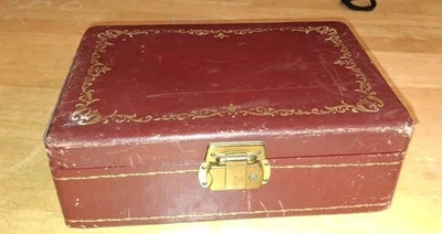 Joyero vintage de cuero borgoña con capas adorno dorado 10,5x7,5x3 con llave Foto 1 de 4