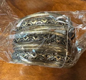 Bundle of Gold Tone Bangle Bracelet Set Antika Collection - Picture 1 of 3