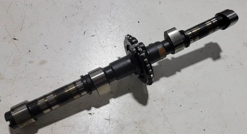 Árbol de levas de admisión 1979 Suzuki GS1000 GS1000L G GS 1000 79 80 Foto 1 de 4