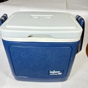 Vintage 1980’s Igloo Tag Along 10 Cooler Strap Rare Blue With Strap 10 Quart - Picture 1 of 24