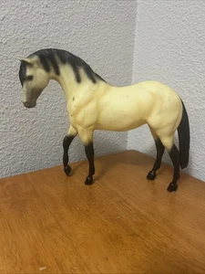 Breyer Horse #870 Fugir Cacdor Lusitania Stallion Buckskin Vintage - Picture 1 of 7