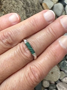 Southwest Sterlingsilber Malachit Einsatz vorsteckbarer Bandring Größe 7 signiert - Bild 1 von 7