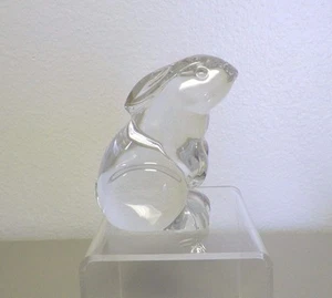 BACCARAT CLEAR CRYSTAL RABBIT FIGURINE MADE IN FRANCE 3 1/4" - Picture 1 of 5
