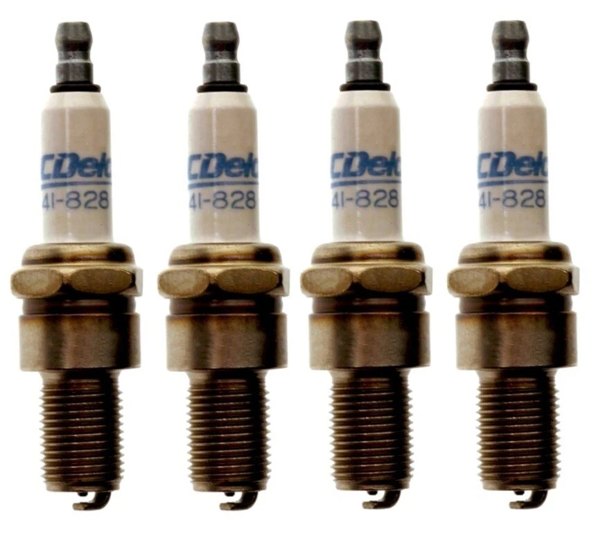 Комплект из 4 свечей зажигания AcDelco для Triumph Saab Riley Reliant Humber Ford BMW L4 - Изображение 1 из 1