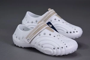 NWT HOUNDS WOMEN'S LIGHT WEIGHT ULTRALITE SHOES SLIP-ON WHITE/TAN SZ 5/6 - Picture 1 of 9