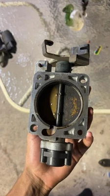 Carrocería del acelerador Mustang GT 96-04 Foto 1 de 2