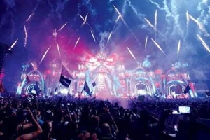 Electric Daisy Carnival EDC Live Global Events DJ-Sets Compilation (2017 - 2022) - Imagen 1 de 10