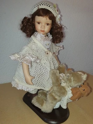 "Uschi" - Sammlerpuppe,  38 cm groß  - Bild 1 von 4