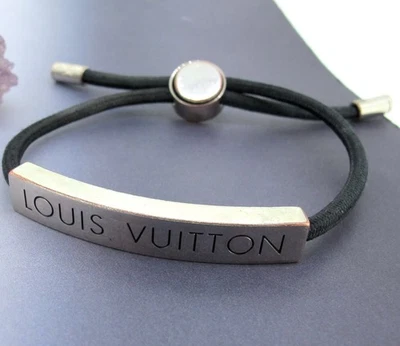 Louis Vuitton Latón Color Espacio Negro Plata Combina Nylon Metal Para Hombre Foto 1 de 4