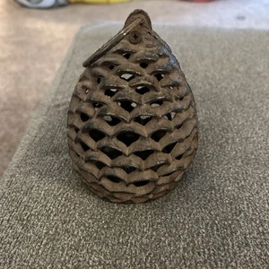 Heavy Cast Iron dark Brown Pine Cone tealight Candle Holder, 3.5 LBS - Picture 1 of 4