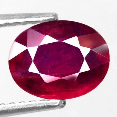 1.67Ct. Natural Gemstone Ruby Red Color Oval Facet Unheated Tanzania Ravishing - Image 1 of 4