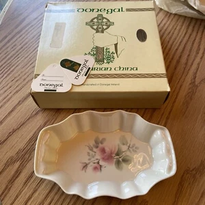 Vintage Donegal® China Ireland Irish Parian #9096 Roses Trinkets DISH #H - Picture 1 of 12