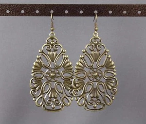 Orecchini grandi enormi in bronzo ritagliati in filigrana rotolo ovale a goccia lunghi 3,25" - Foto 1 di 9