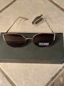 Steve Madden Sunglasses Aviators Pink 100% UV Protective Lens NEW - Picture 1 of 2