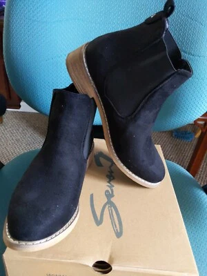 Nueva bota Chelsea de roble negra para hombre Foto 1 de 4