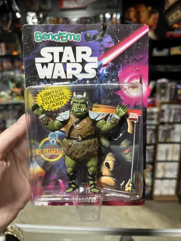 VINTAGE STAR WARS BEND-EMS 1994  GAMORREAN GUARD W/ TRADING CARD. NEW IN PACKAGE Cover
