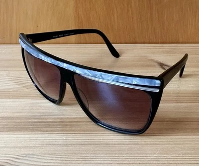 Gafas de sol negras vintage doble barra de cejas gris perla redondas lentes moradas Hong Kong Foto 1 de 4