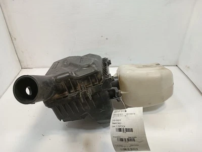 Air Cleaner from 2009 Subaru Forester 2.5L 11517929 - Image 1 of 4