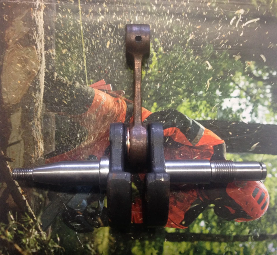  ALBERO MOTORE PER MOTOSEGA HUSQVARNA 362 365 371 372 XP E JONSERED 65 72 - Immagine 1 di 1