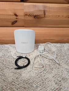 Eero Pro 7 Tri-Band Mesh Wi-Fi 7 Router (1-Pack) **BRAND NEW & FREE SHIP** - Afbeelding 1 van 12