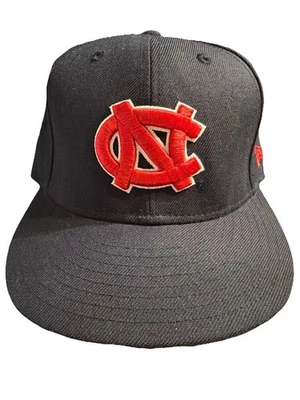 Tacones alquitranados Carolina del Norte New Era 59FIFTY para hombre 7 3/8 100 % lana Foto 1 de 4