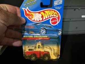 Hot Wheels 2000 WHEEL LOADER #111 Virtual Collection 27078 White & Red BEAST!!! - Picture 1 of 2
