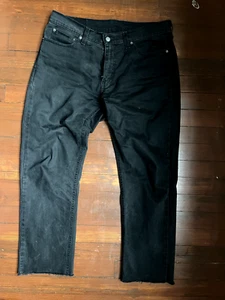 Levi's 541 Men Jeans 33x30 Black Denim Athletic Taper Fit Mid Rise Raw Hem - Picture 1 of 7