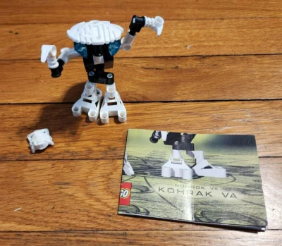 LEGO BIONICLE: Kohrak Va 2002 retirado (juego 8551) completo con grúa e instrucciones Foto 1 de 3