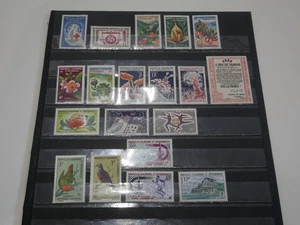 NOUVELLE CALEDONIE LOT 19 TIMBRES NEUFS** DE 1963 A 67. BONNE VALEUR - Picture 1 of 1