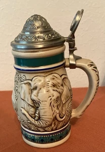 AVON ENDANGERED SPECIES SERIES THE ASIAN ELEPHANT STEIN MUG 1990 Serial # 119106 - Bild 1 von 15