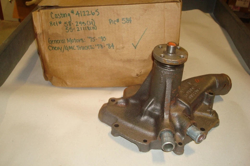 GM CARS 1975-90 y camiones Chev&GMC 75-84 bomba de agua reconstruida; GM CAST# 412265 Foto 1 de 1