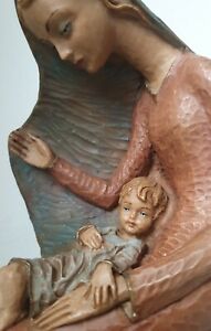 Statue Vierge enfant Marie sculture resine imitation Bois Sculpté polychrome